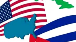El mapa y las banderas de Cuba y los Estados Unidos